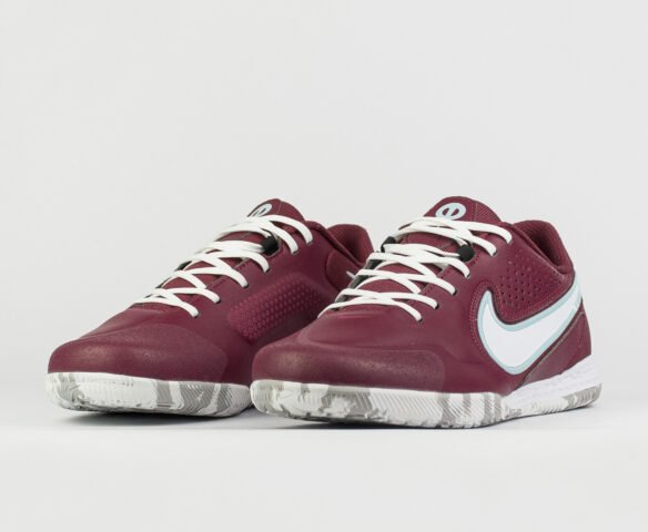 Футзалки Nike React Legend 9 Pro IC Red / White. Вид 2